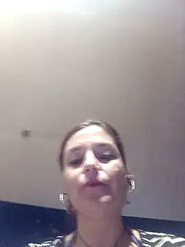 fresasabrosa69 online show from June 22, 1:40 am
