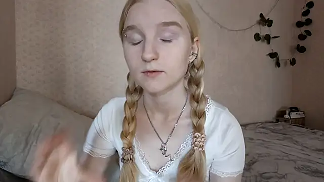 InnoBelle online show from June 10, 5:28 am