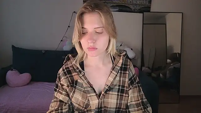 Viki Charm online show from June 9, 3:07 am