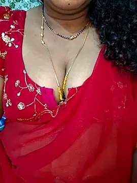 Snapshot of Luckypapa_telugu chatting on July 20, 10:39 am Luckypapa telugu online show from July 20, 10:39 am