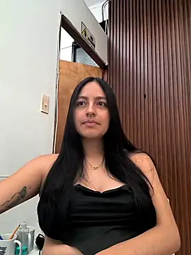 SophiCastro09  online show from June 6, 12:32 pm
