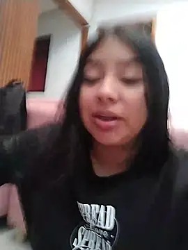 Snapshot of Amber_Herrera chatting on July 21, 12:18 pm Amber Herrera online show from July 21, 12:18 pm