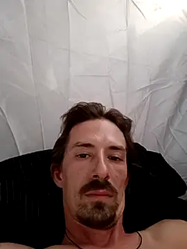 Mstrdstrctn7 online show from March 4, 11:22 pm