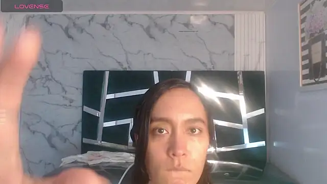 Snapshot of BonnieAmour_ch chatting on June 10, 1:10 pm BonnieAmour ch online show from June 10, 1:10 pm