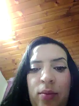 Snapshot of Magu_ii chatting on June 5, 12:06 am Magu ii online show from June 5, 12:06 am