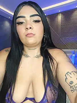 Snapshot of inaya_khalifaa chatting on June 18, 9:52 pm inaya khalifaa online show from June 18, 9:52 pm