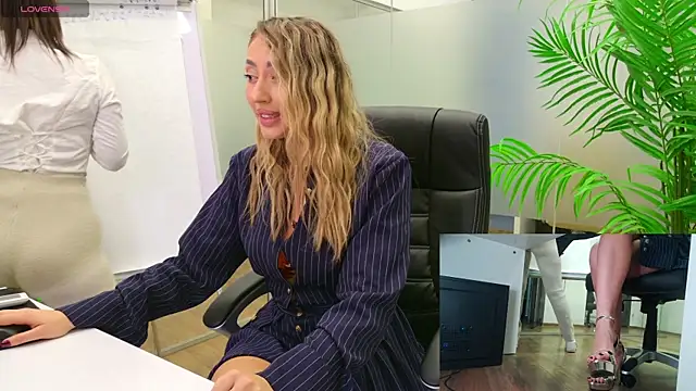 BabesGoWild online show from January 22, 8:59 pm