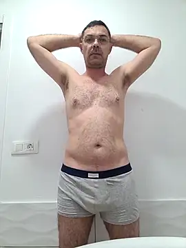 Maturesexyman online show from June 19, 1:37 pm