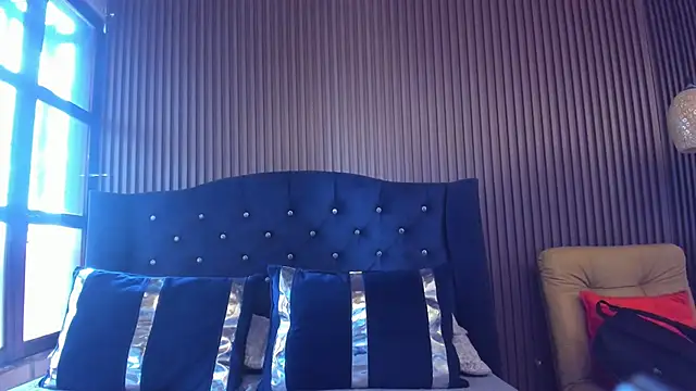Snapshot of Chloe_Belll chatting on June 21, 5:59 pm Chloe Belll online show from June 21, 5:59 pm