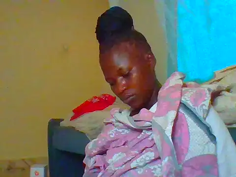 Snapshot of candycrusha chatting on June 10, 5:28 am candycrusha online show from June 10, 5:28 am