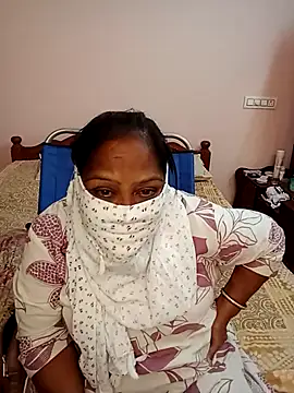 Snapshot of preeti_telugu chatting on June 5, 2:45 pm preeti telugu online show from June 5, 2:45 pm