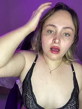 Rositafresitaa online show from June 11, 2:00 am