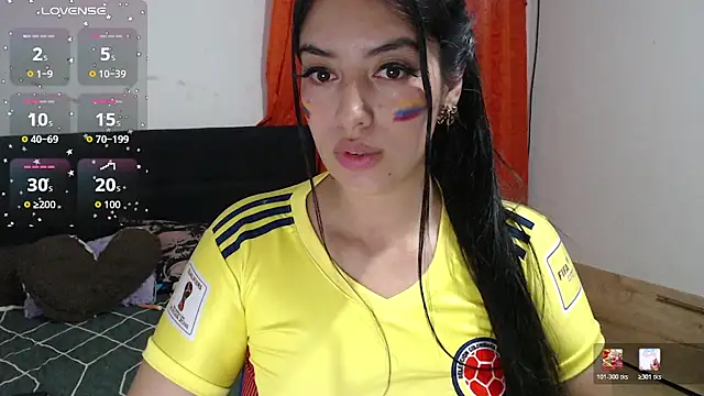 Snapshot of emma_grace11 chatting on June 18, 5:41 am emma grace11 online show from June 18, 5:41 am