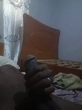 Snapshot of blackmamba113 chatting on June 17, 5:43 am blackmamba113 online show from June 17, 5:43 am