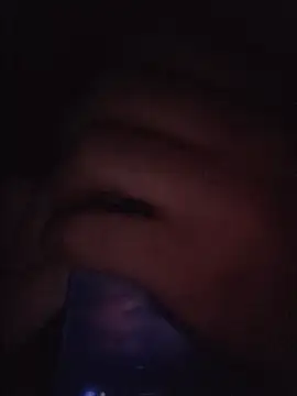 Snapshot of SingingTrunks chatting on July 25, 1:15 am SingingTrunks online show from July 25, 1:15 am
