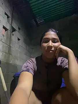 Snapshot of nina20xxxx chatting on July 30, 1:15 am nina20xxxx online show from July 30, 1:15 am