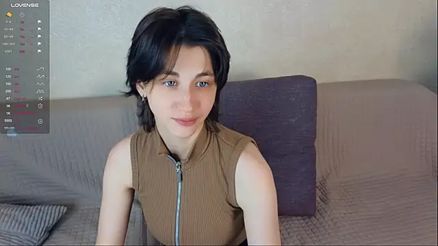 Carolina Lu online show from June 7, 4:38 am
