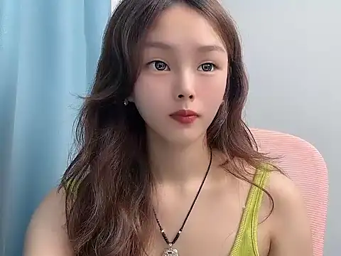 Snapshot of pingping78 chatting on June 8, 2:12 am pingping78 online show from June 8, 2:12 am