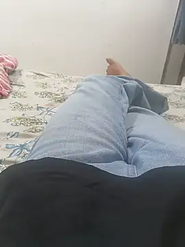 Snapshot of bunnie_hot chatting on July 14, 7:24 am bunnie hot online show from July 14, 7:24 am