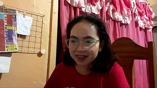 justhatsuse online show from June 11, 2:04 pm