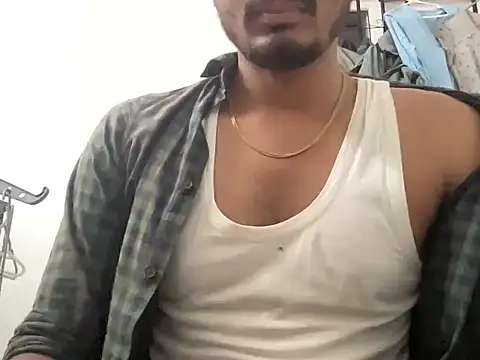 Snapshot of NAVIN0001 chatting on June 22, 6:27 pm NAVIN0001 online show from June 22, 6:27 pm
