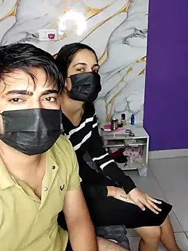 Snapshot of Swetie_Priyaaaaa chatting on July 9, 12:53 pm Swetie Priyaaaaa online show from July 9, 12:53 pm