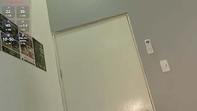 Snapshot of Lilii_Peach chatting on July 2, 3:23 am Lilii Peach online show from July 2, 3:23 am