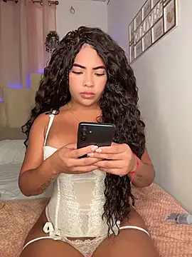 karelyssc online show from June 17, 12:02 am