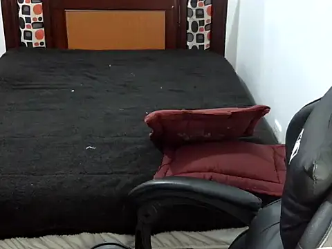 Lolacurly69 online show from June 20, 2:36 am
