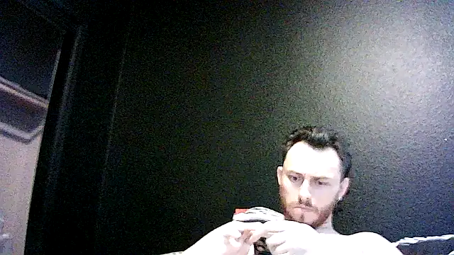 Snapshot of Mikecloudyhawk chatting on June 7, 10:46 pm Mikecloudyhawk online show from June 7, 10:46 pm