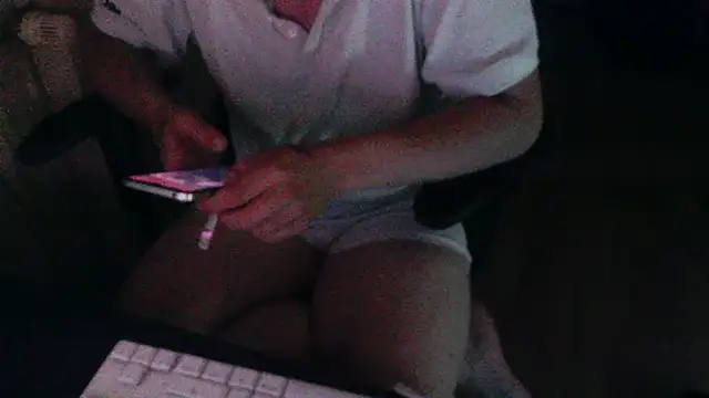 Snapshot of Andre95x chatting on June 22, 3:25 am Andre95x online show from June 22, 3:25 am