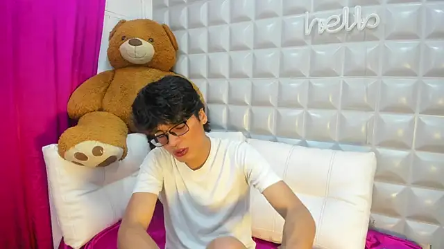 maximo 2019 online show from July 7, 9:08 pm