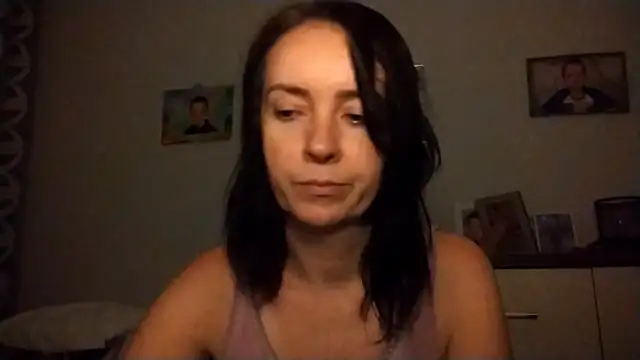 JenniferAlone online show from July 4, 8:15 pm