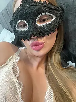 Snapshot of AlexandraMoore03 chatting on July 6, 7:27 pm AlexandraMoore03 online show from July 6, 7:27 pm