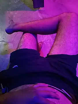 Snapshot of Desindianbull69 chatting on July 16, 4:35 pm Desindianbull69 online show from July 16, 4:35 pm