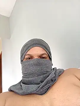 Snapshot of FFelipe000777 chatting on June 12, 12:48 pm FFelipe000777 online show from June 12, 12:48 pm