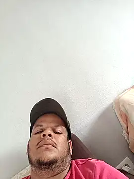 Snapshot of FFelipe000777 chatting on July 3, 4:02 pm FFelipe000777 online show from July 3, 4:02 pm