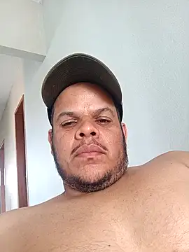 Snapshot of FFelipe000777 chatting on July 14, 4:45 pm FFelipe000777 online show from July 14, 4:45 pm