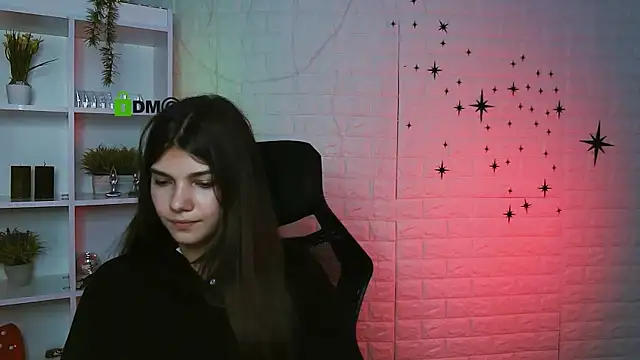 Snapshot of kiaraa_belle chatting on June 17, 1:12 pm kiaraa belle online show from June 17, 1:12 pm