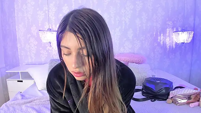 Snapshot of zarel_angels chatting on July 8, 8:57 pm zarel angels online show from July 8, 8:57 pm