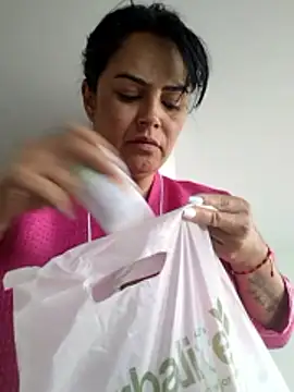 Juanita6908 online show from June 16, 11:57 am
