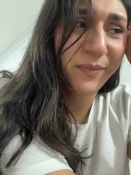 AryloverX online show from July 18, 9:07 pm