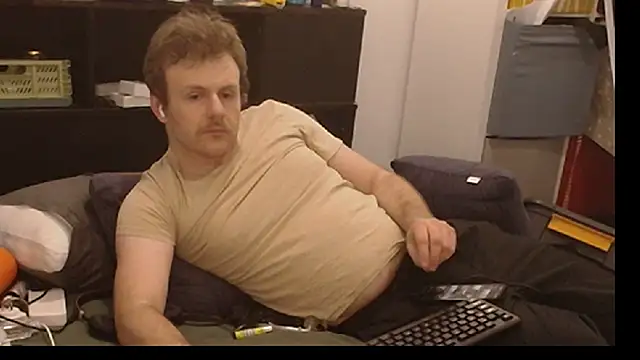 Snapshot of kinkyboipig chatting on August 1, 5:34 pm kinkyboipig online show from August 1, 5:34 pm