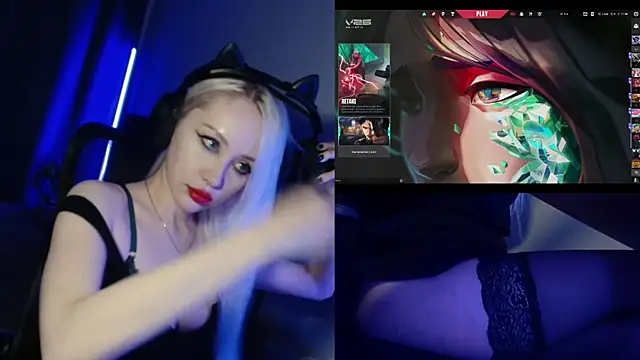 Snapshot of roxxyrowe chatting on July 25, 10:40 pm roxxyrowe online show from July 25, 10:40 pm