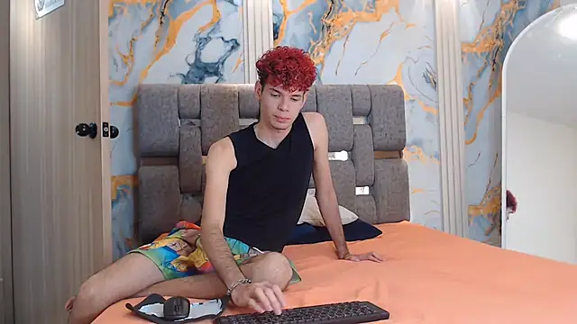 Hot skinny guys online show from July 18, 8:34 pm