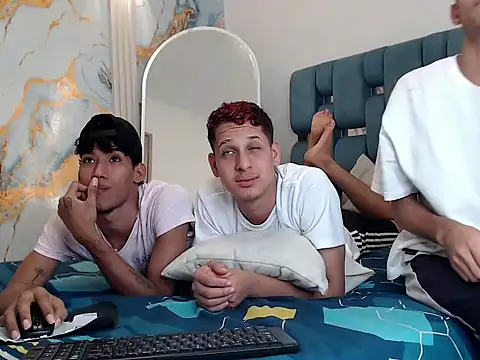 Snapshot of Thick_cock_guys chatting on June 8, 7:58 pm Thick cock guys online show from June 8, 7:58 pm