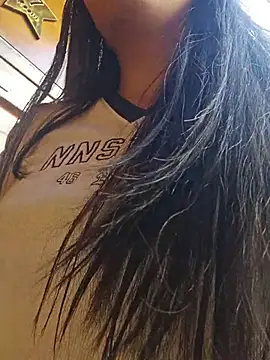 Carla Alvez online show from July 24, 2:15 pm