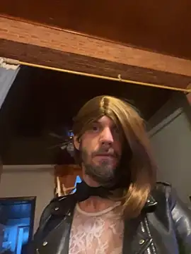Snapshot of steph-travesti chatting on June 9, 7:14 pm steph-travesti online show from June 9, 7:14 pm