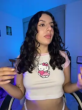 Snapshot of Selenyx_3 chatting on August 9, 3:44 am Selenyx 3 online show from August 9, 3:44 am