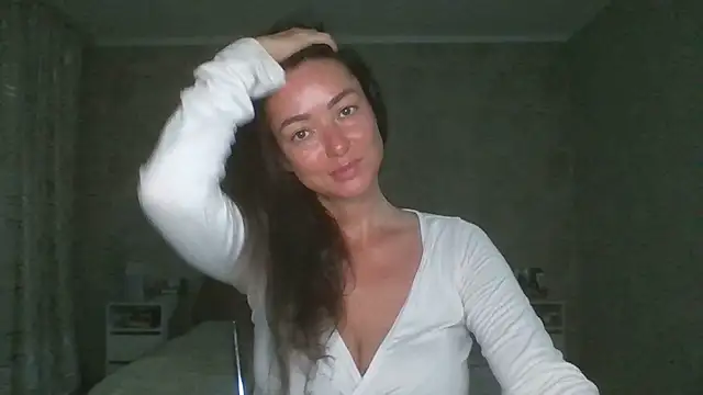 Mia Salamanka online show from June 26, 3:27 pm